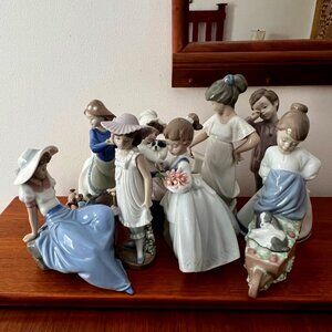 Lladro Collection 8 Rare Vintage Pieces one low price for the set! PRISTINE COND